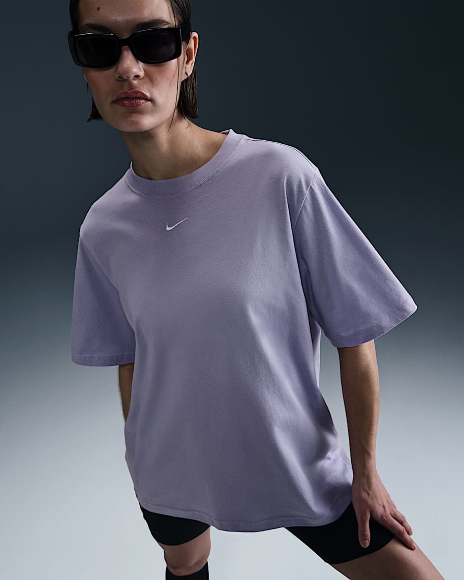 Nike Sportswear Essential Women's T-Shirt - Lilac Ice