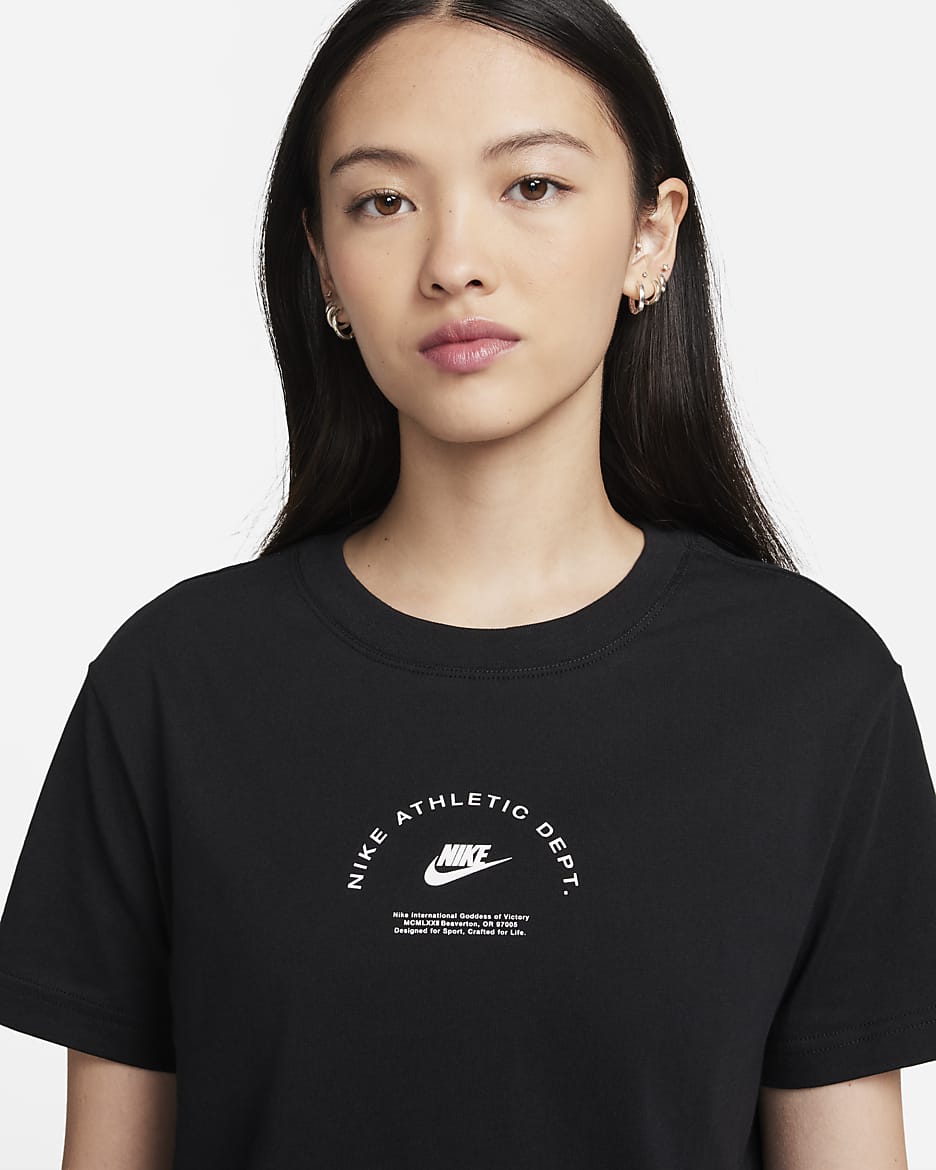 Nike Sportswear Women's Short-Sleeve Crop Top - Black/White/White