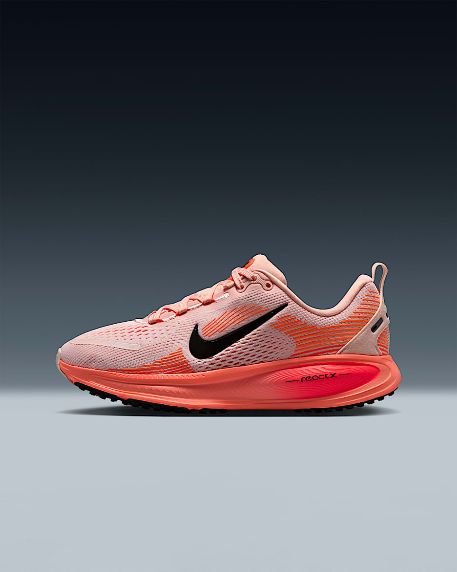 Nike Vomero 18 Older Kids' Road Running Shoes - Echo Pink/Bright Crimson/Crimson Bliss/Black