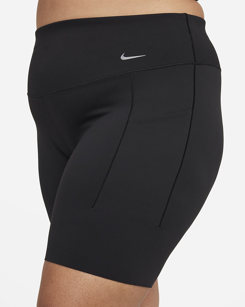 Nike Universa Bikershorts met halfhoge taille, zakken en goede ondersteuning voor dames (Plus Size, 20 cm) - Zwart/Zwart