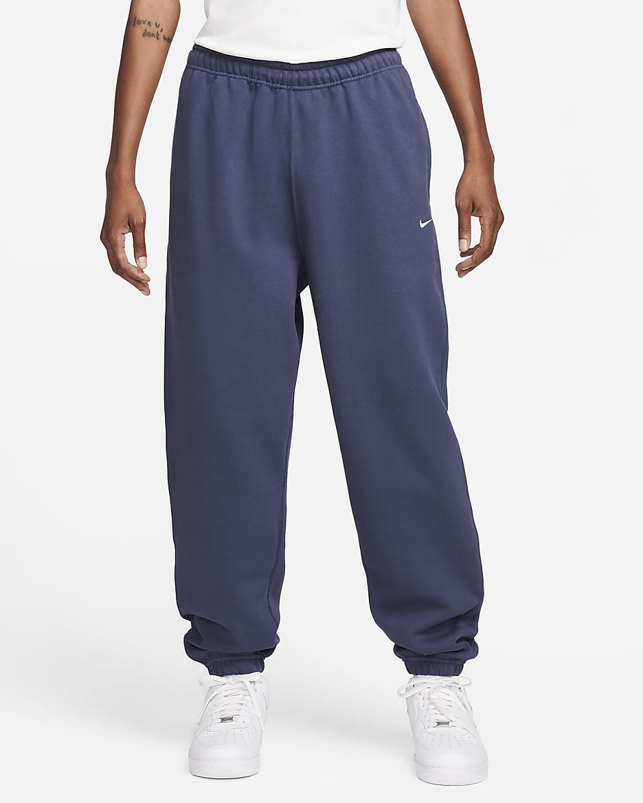 Nike solo swoosh hose clearance