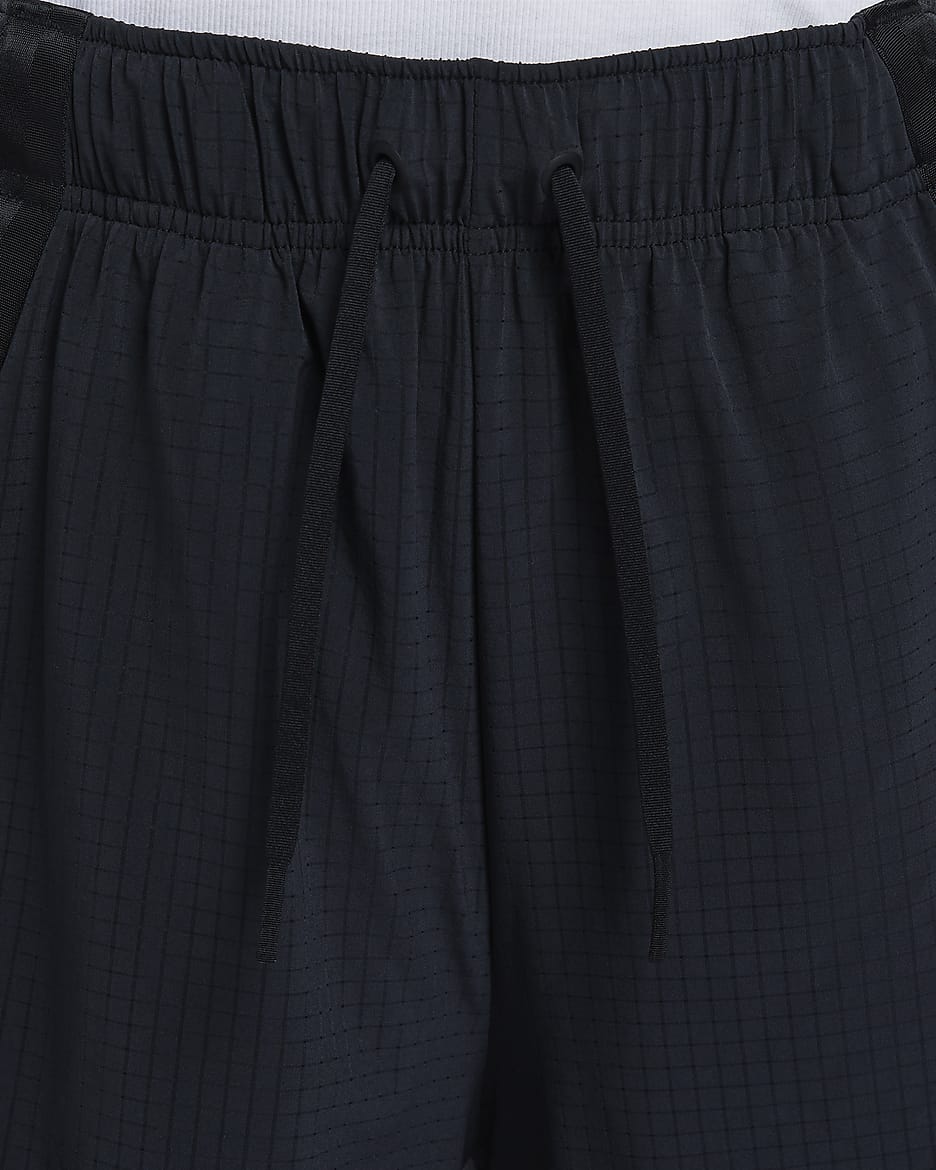 Sabrina Basketball Shorts - Black/Anthracite/Summit White