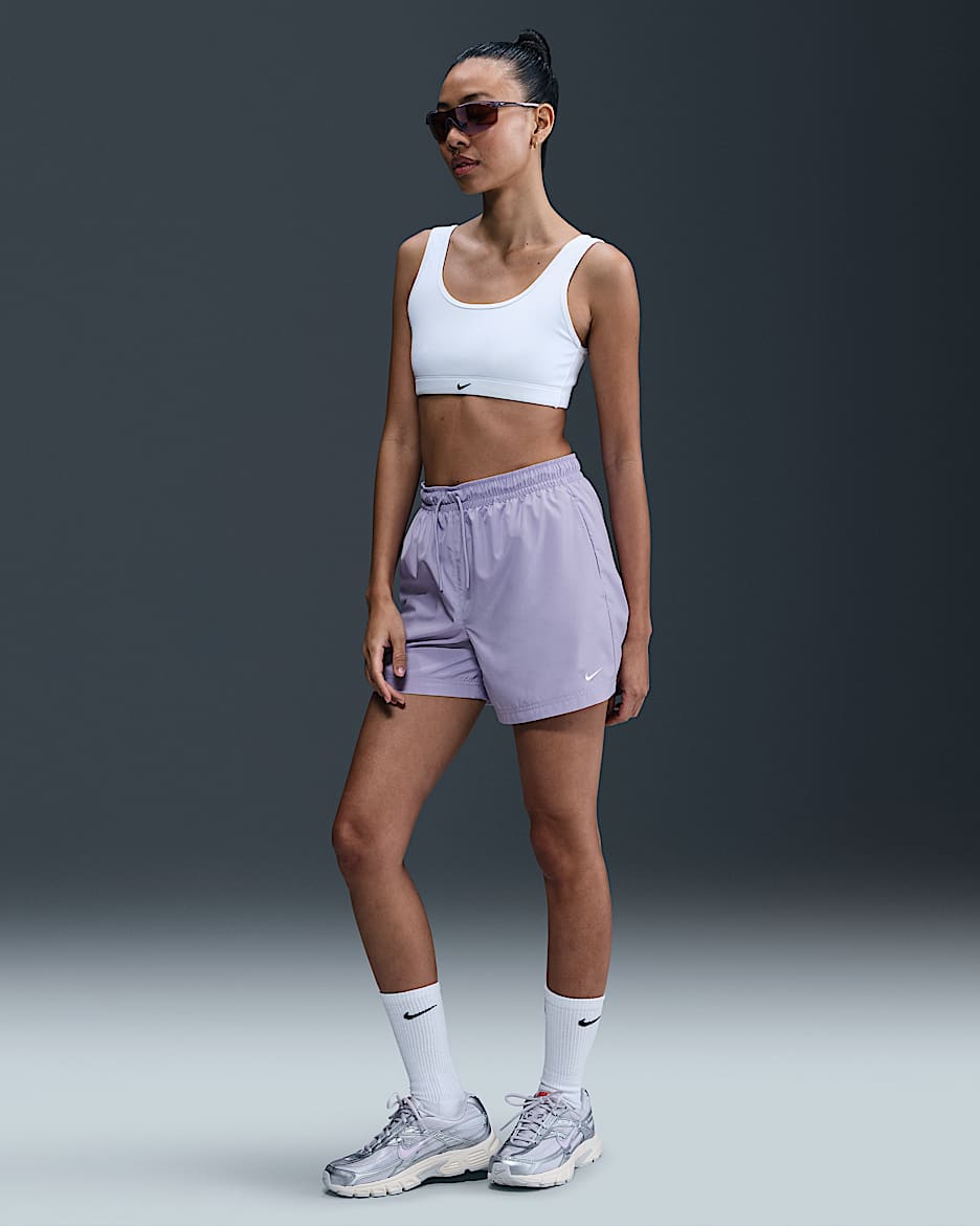 กางเกงขาสั้นเอวปานกลางผู้หญิง Nike Sportswear Classic Wovens - Lilac Ice/ขาว