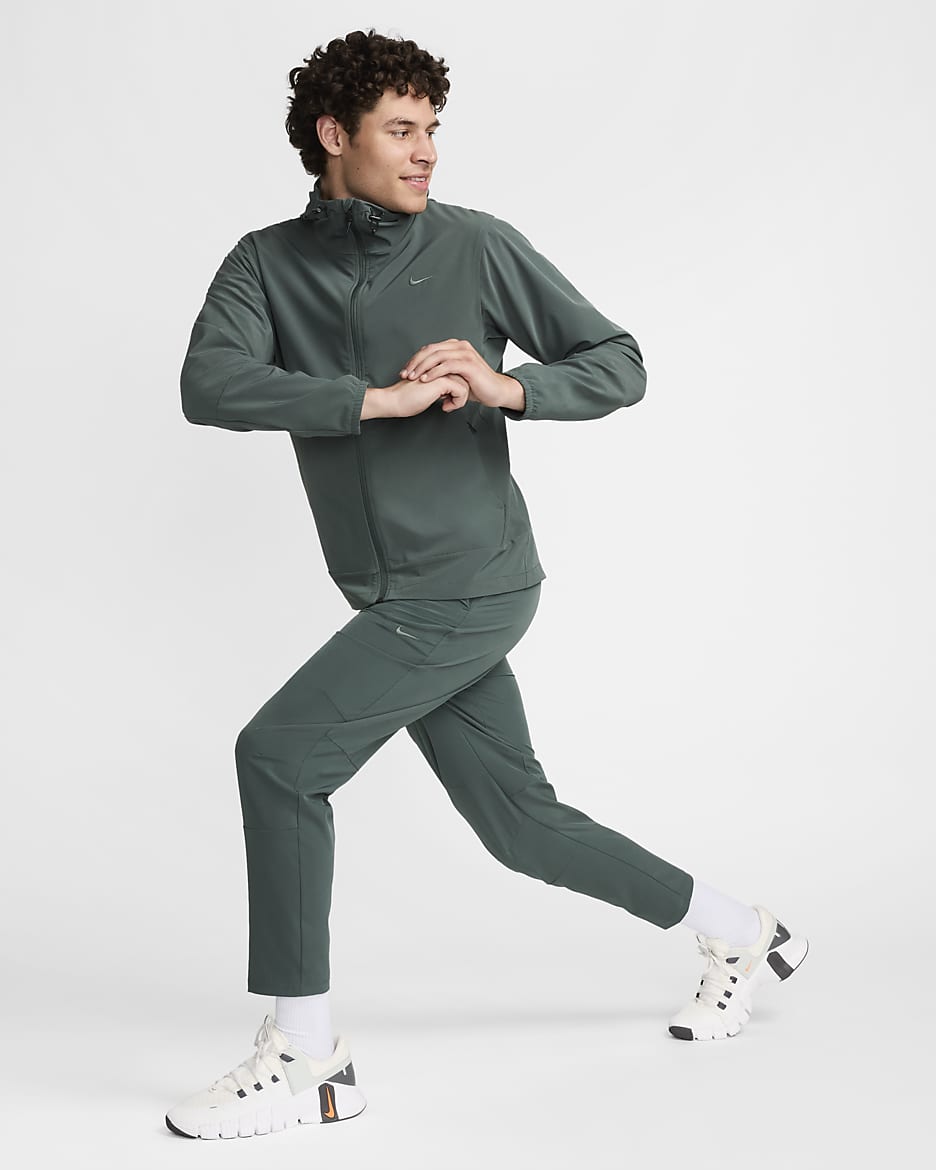 Giacca versatile idrorepellente con cappuccio Nike Unlimited – Uomo - Vintage Green/Nero/Vintage Green