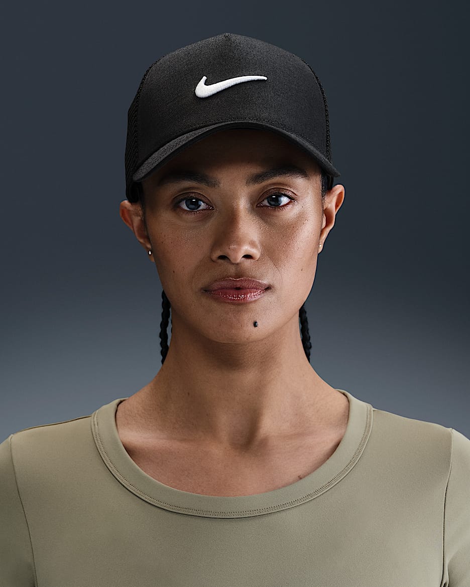 Nike Rise Structured Trucker Cap - Black/Black/White