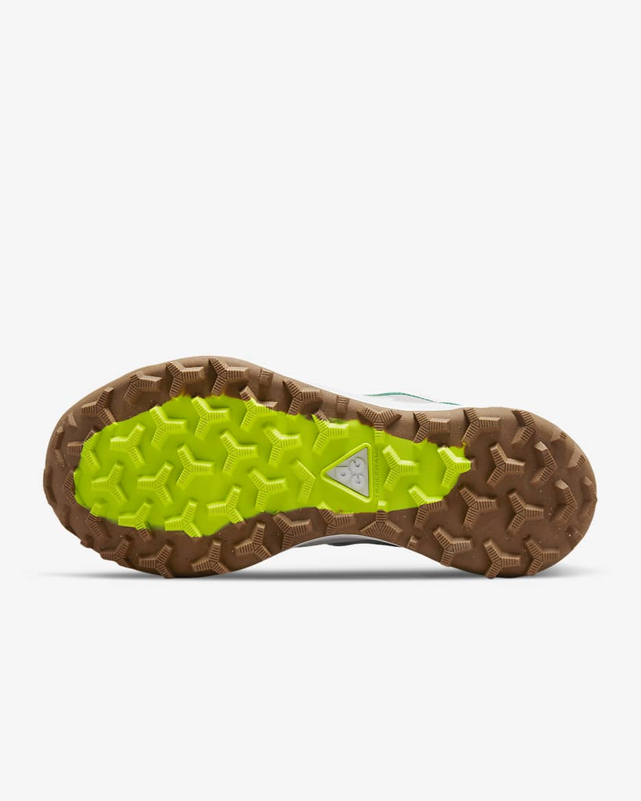 Nike ACG Lowcate Shoes - Light Iron Ore/Summit White/Volt/Malachite