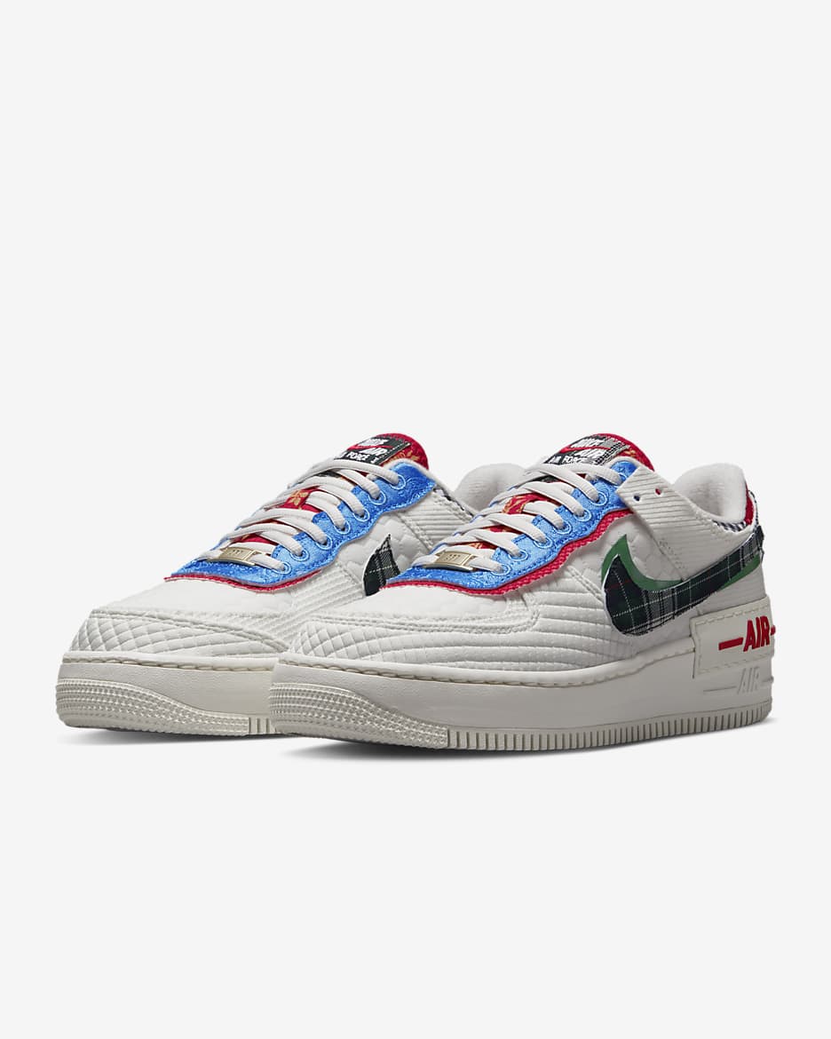 Tenis para mujer Nike Air Force 1 Shadow - Vela/Verde clásico/Azul universitario/Multicolor