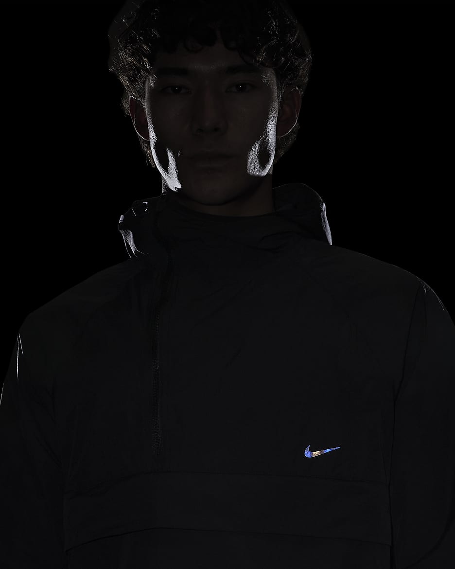 Nike APS Men's UV Repel Lightweight Versatile Jacket - Black/Black/Black