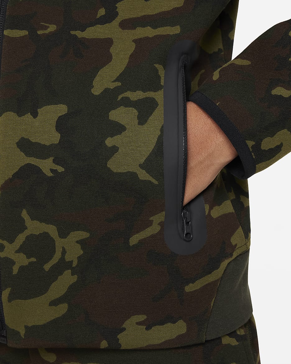 Nike Tech Fleece Camo-Kapuzenjacke für ältere Kinder (Jungen) - Schwarz/Sequoia/Schwarz