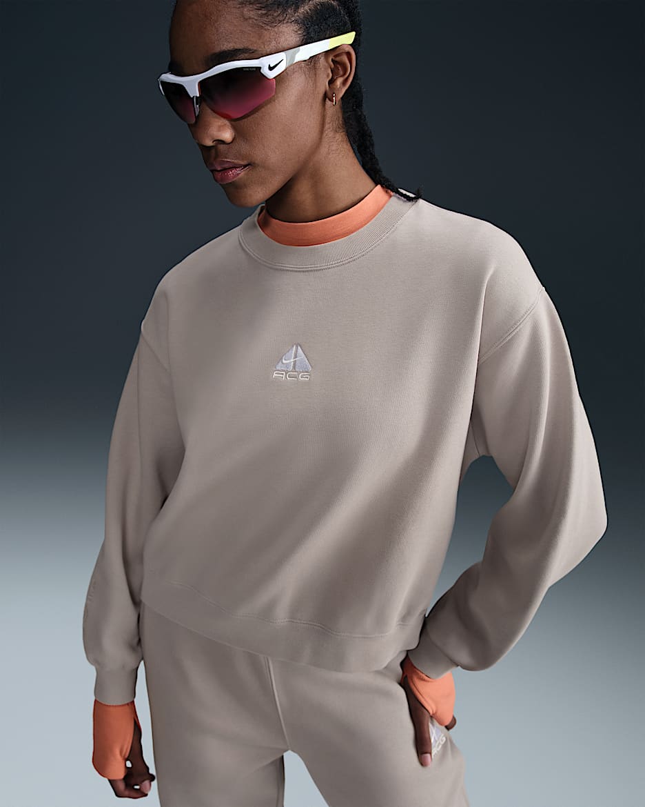 Sudadera de cuello redondo Therma-FIT Repel para mujer Nike ACG "Tuff Fleece" - Gris universitario/Gris fútbol/Blanco cumbre