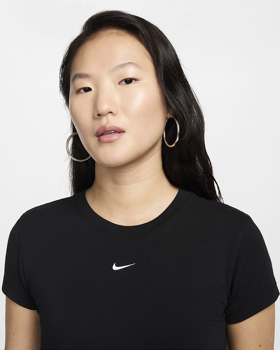 Nike Sportswear Chill Knit Women's T-Shirt - Black/White