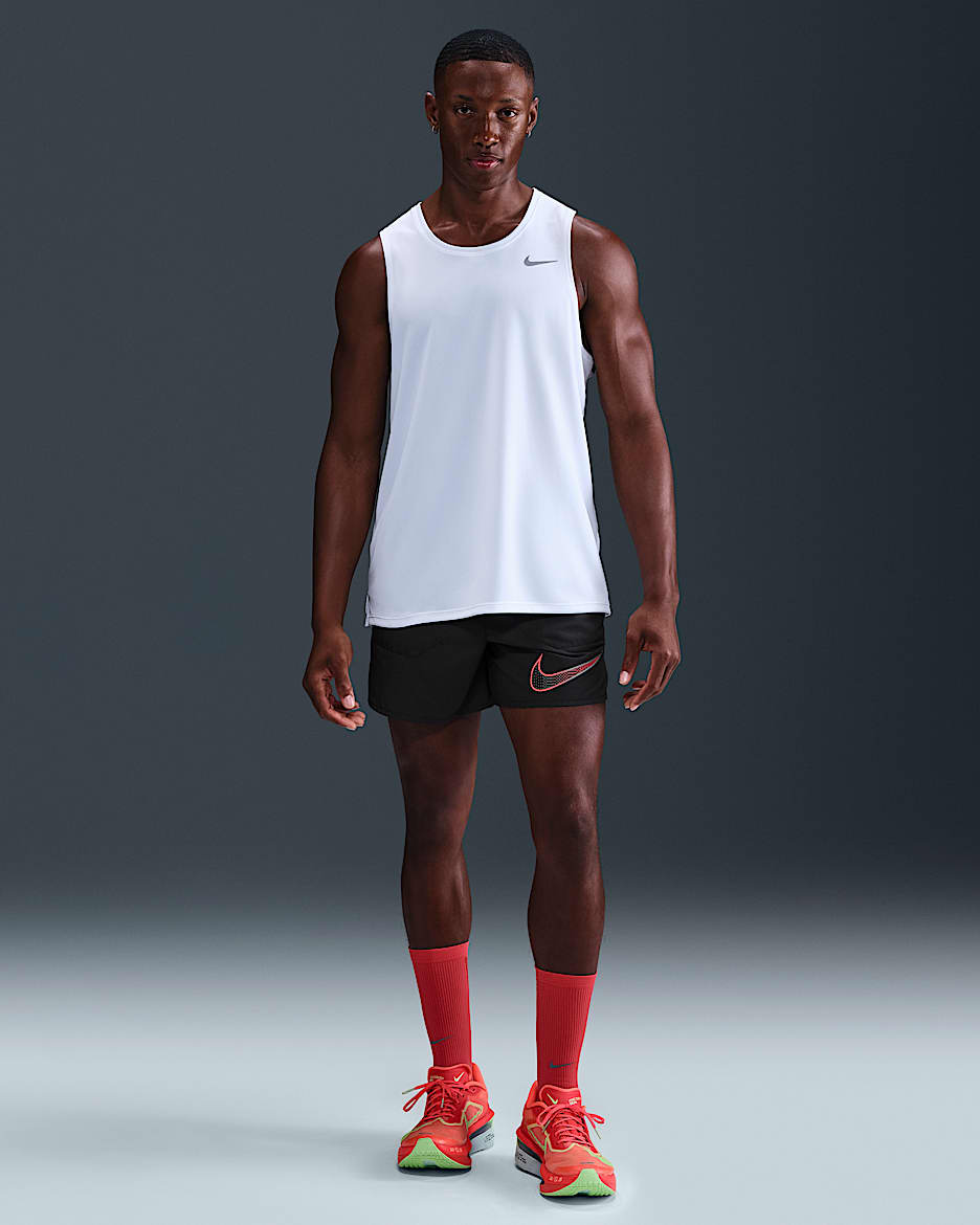 Nike Stride Men's Dri-FIT 13cm (approx.) Brief-Lined Running Shorts - Black/Bright Crimson
