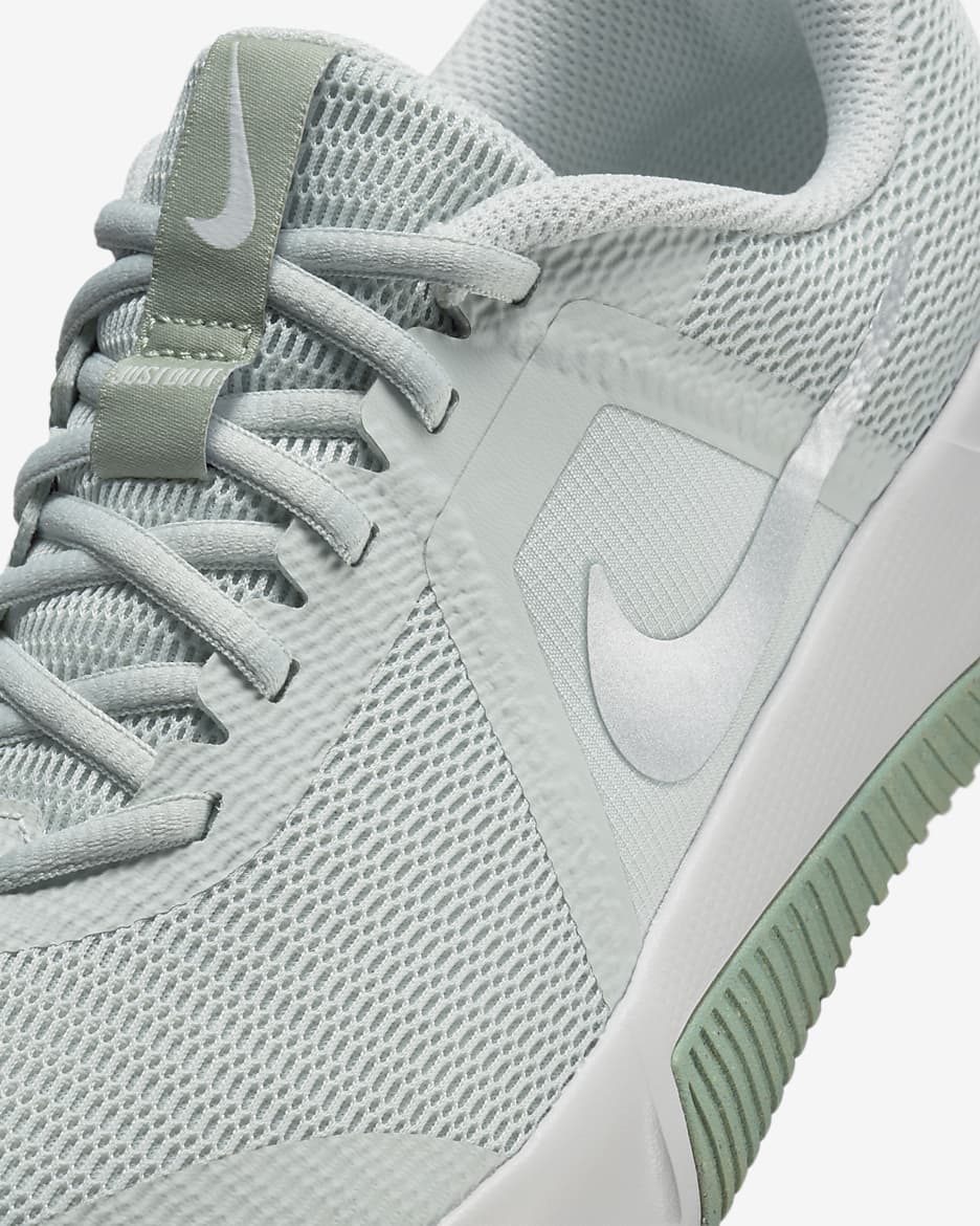 Nike MC Trainer 3 Women's Workout Shoes - Light Silver/Summit White/Jade Horizon/Metallic Platinum