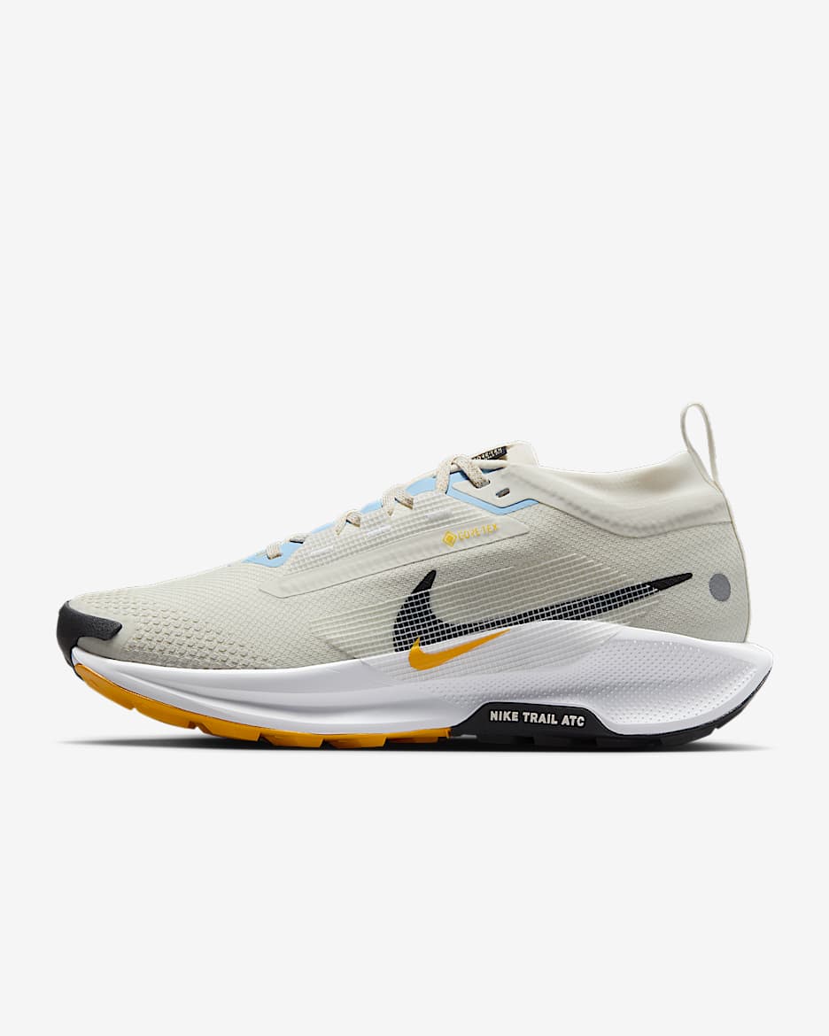 Sapatilhas de running para trilhos à prova de água Nike Pegasus Trail 5 GORE-TEX para mulher - Phantom/Branco/Dourado University/Preto