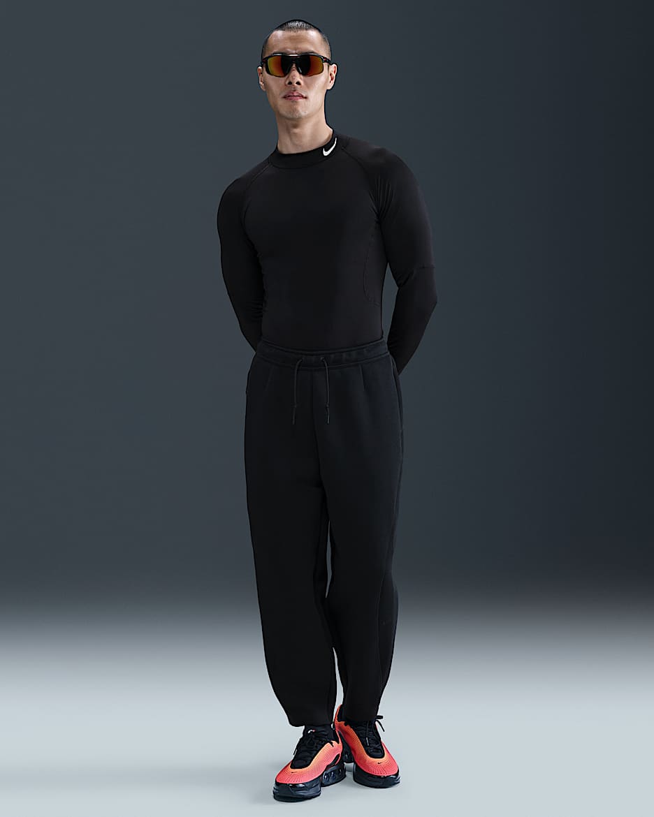 Nike Tech Men's Oversized Fleece Pants - Black/Black
