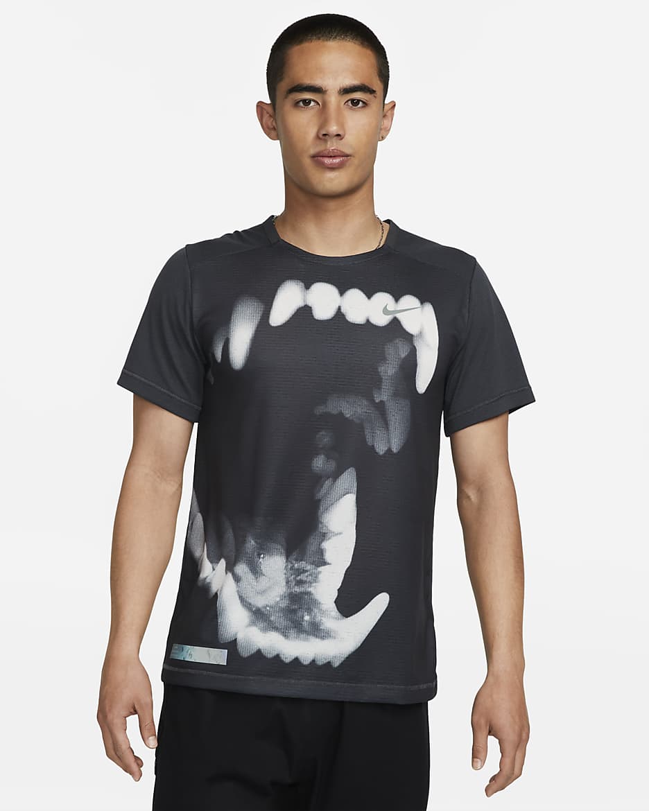 Nike Dri-FIT ADV Run Division Men's Short-Sleeve Running Top - Black/Black/Anthracite