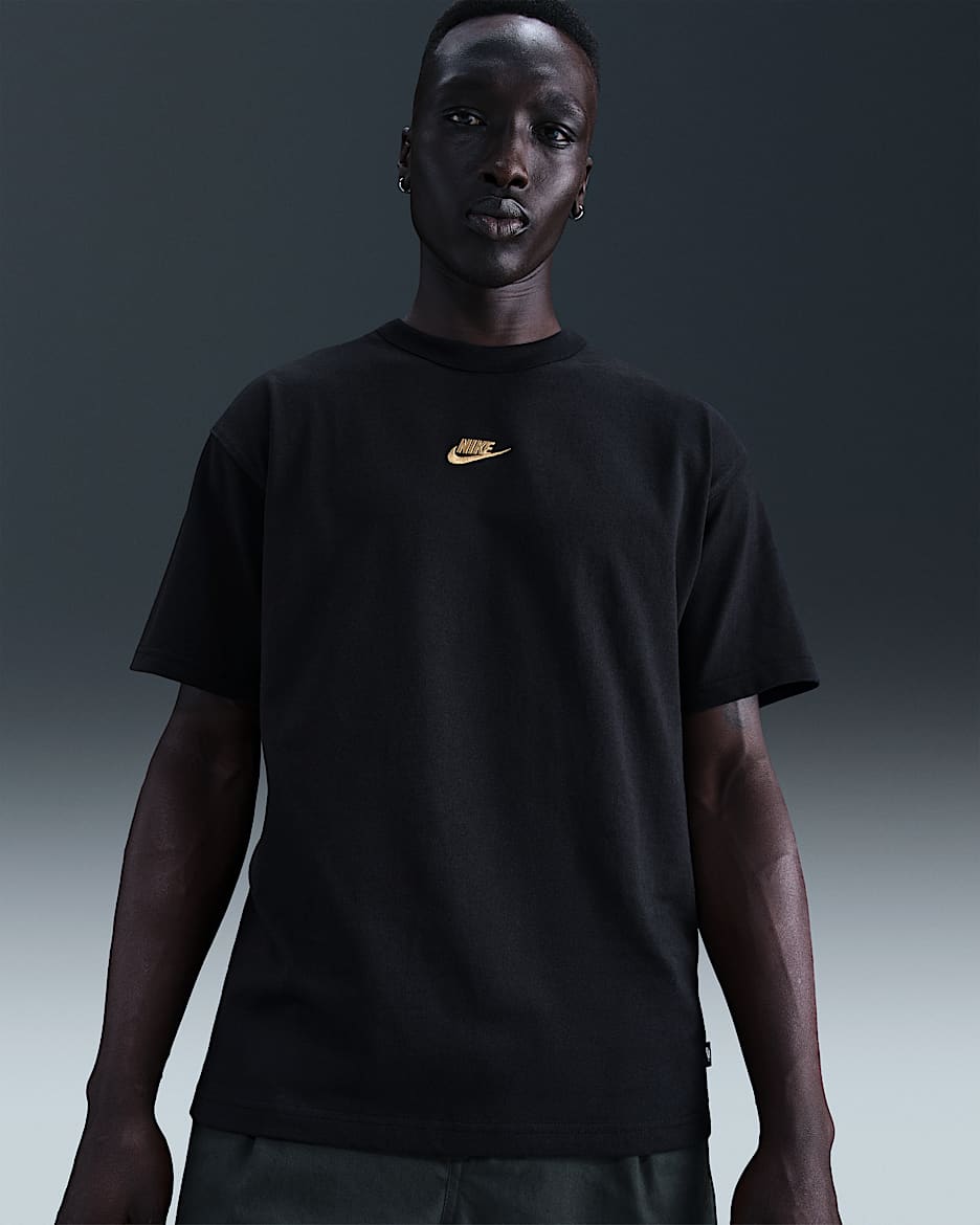 Nike Sportswear Premium Essentials Men's T-Shirt - Black/Gold