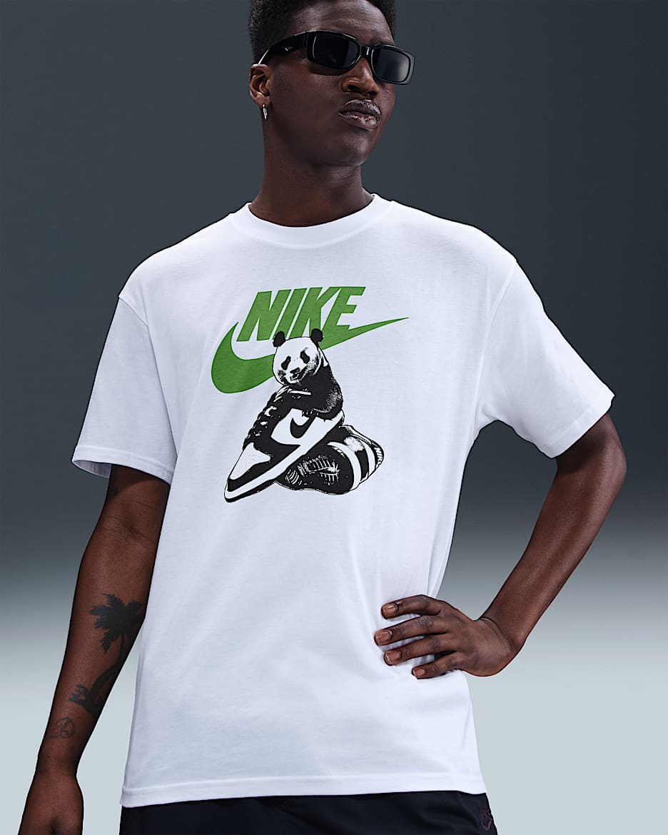 Nike Sportswear Men's T-Shirt - White