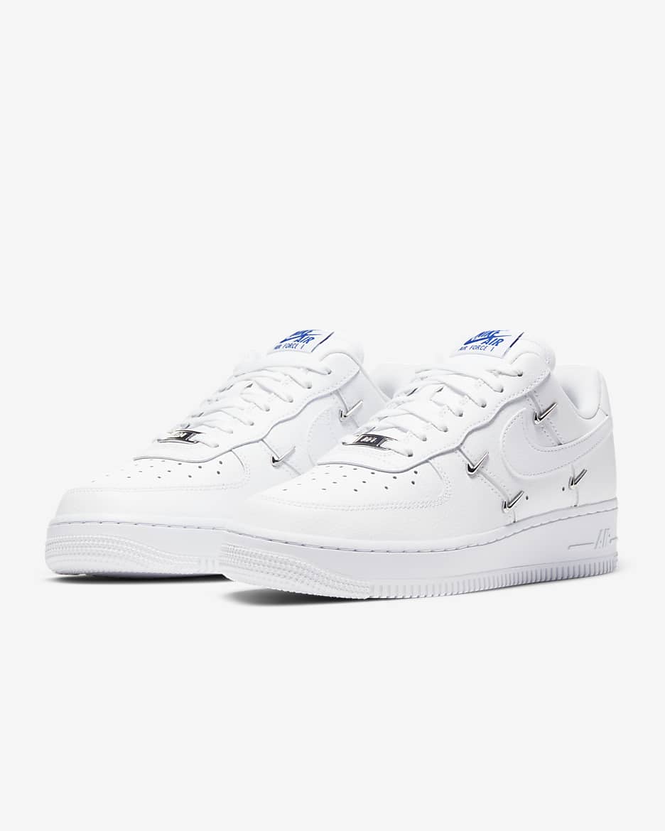 Chaussure Nike Air Force 1 '07 LX pour Femme - Blanc/Hyper Royal/Noir/Blanc