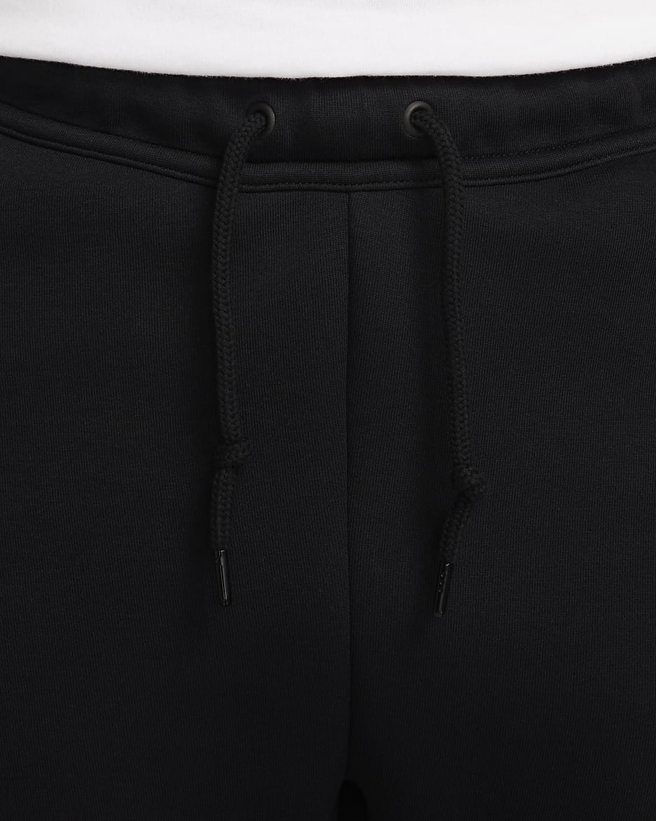 กางเกงจ๊อกกิ้งผู้ชายทรงเข้ารูป Nike Sportswear Tech Fleece - ดำ/ดำ