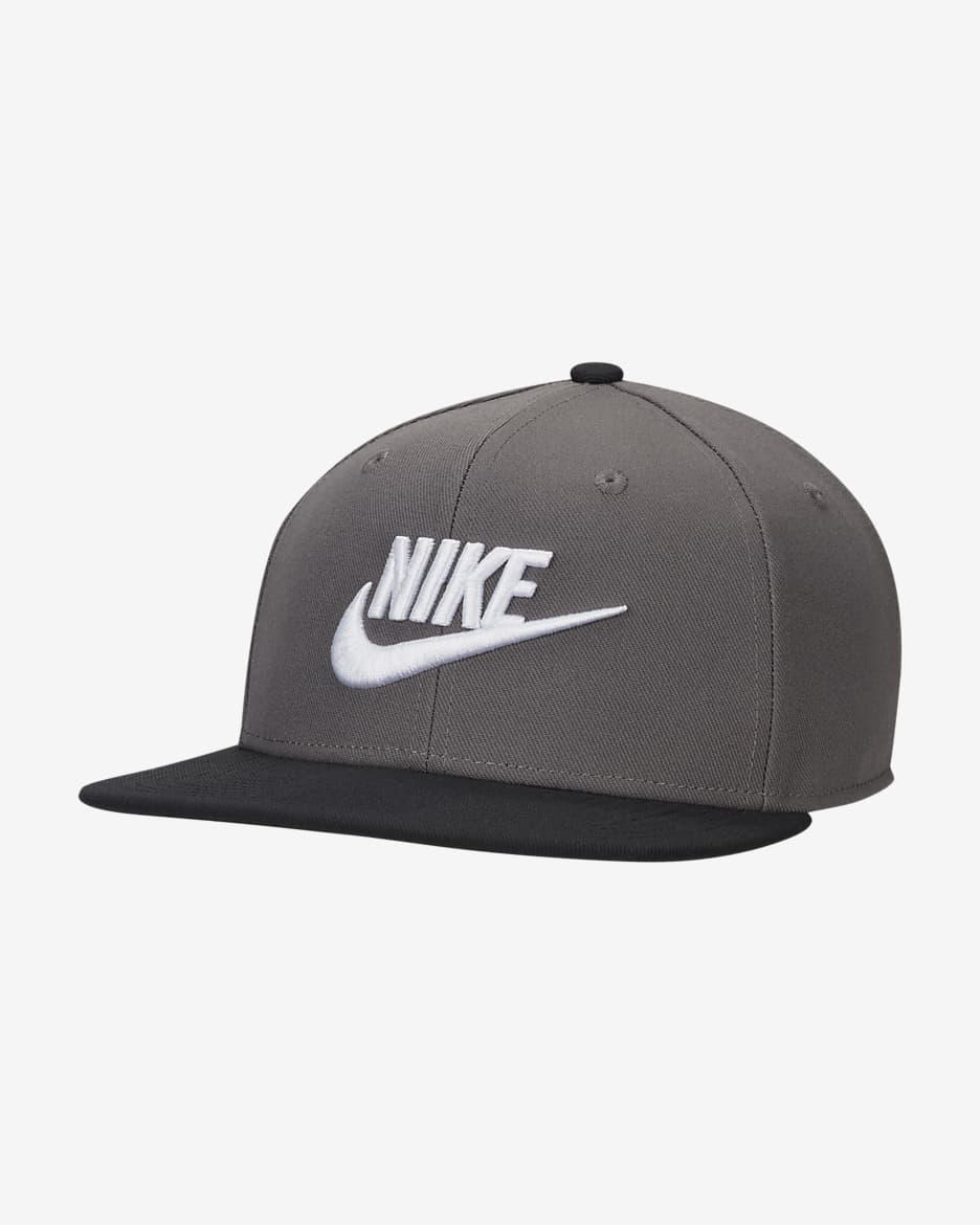 Nike Dri-FIT Pro Structured Futura Cap - Iron Grey/Black/Black/White