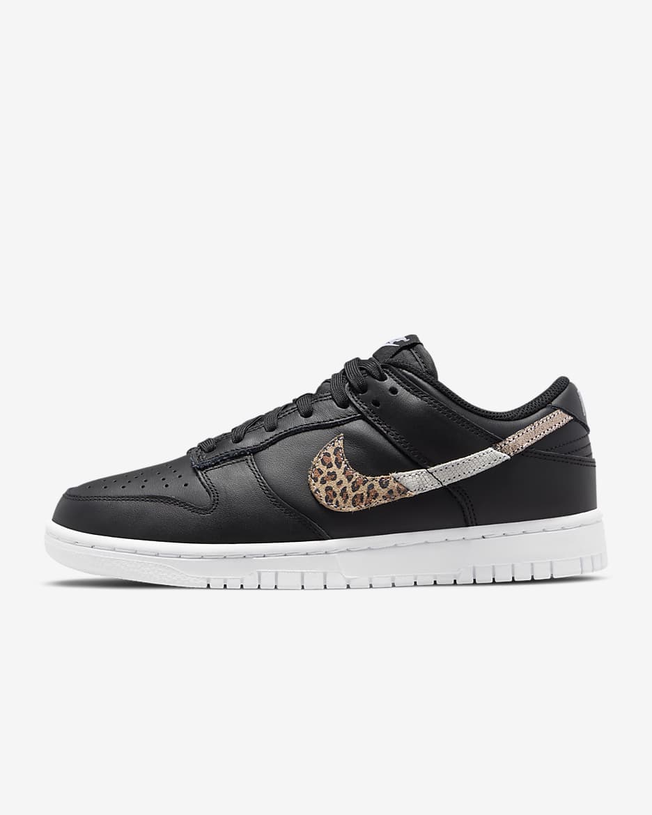 Calzado para mujer Nike Dunk Low SE - Negro/Negro/Multicolor
