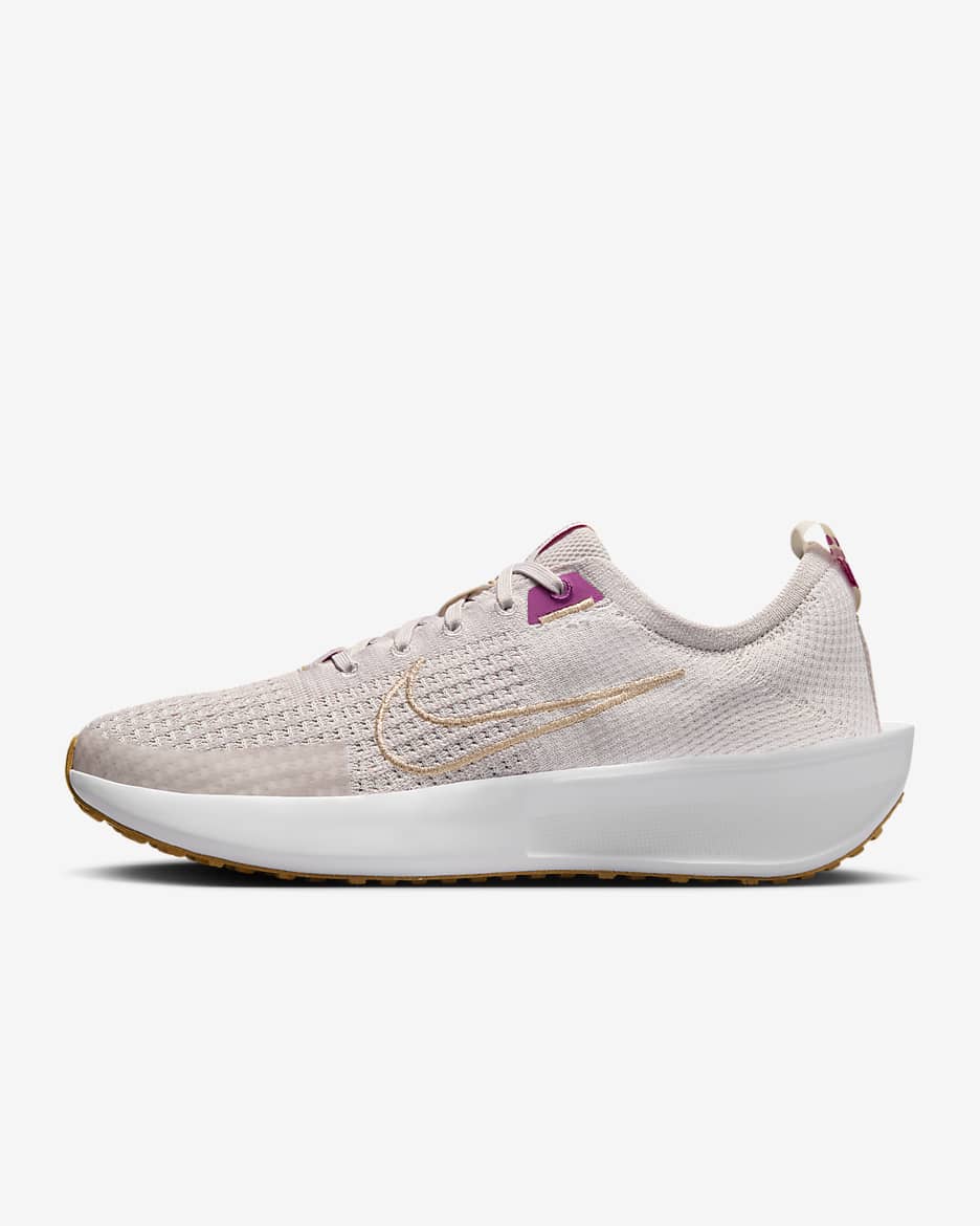 รองเท้าวิ่งโร้ดรันนิ่งผู้หญิง Nike Interact Run - Platinum Violet/Platinum Tint/ขาว/Metallic Red Bronze