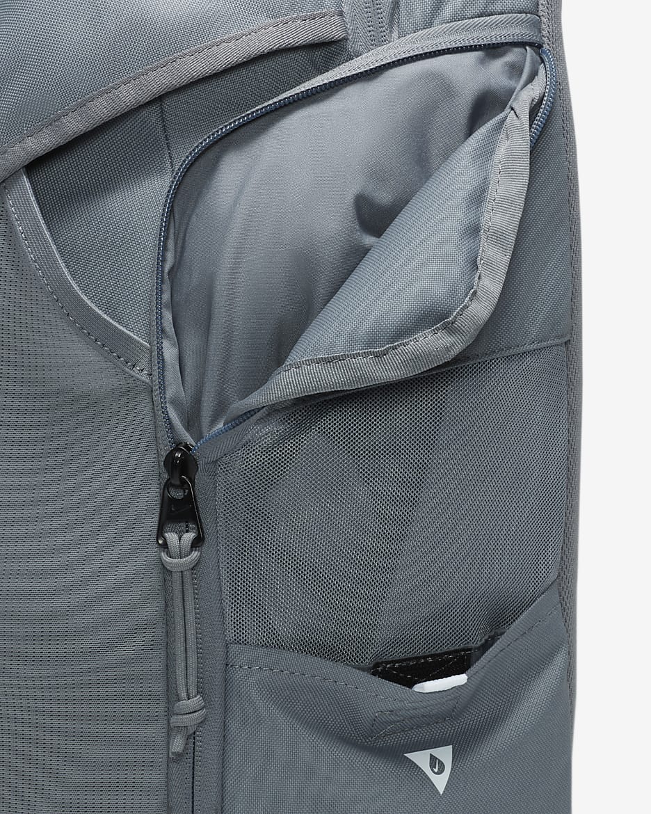 Sac à dos Nike Academy Team (30 L) - Cool Grey/Cool Grey/Blanc