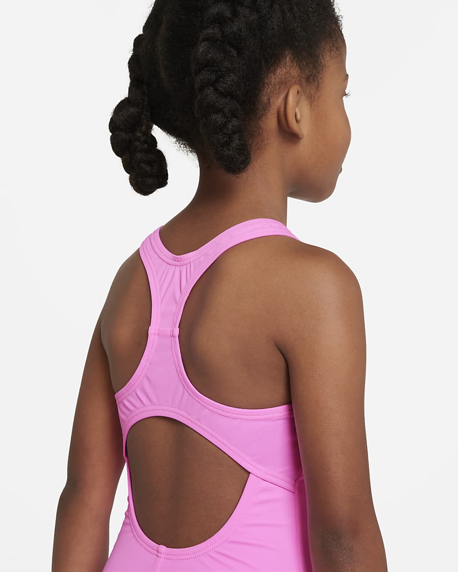 Traje de baño de una sola pieza con espalda deportiva para niña talla pequeña Nike Swim Essential - Hechizo rosa