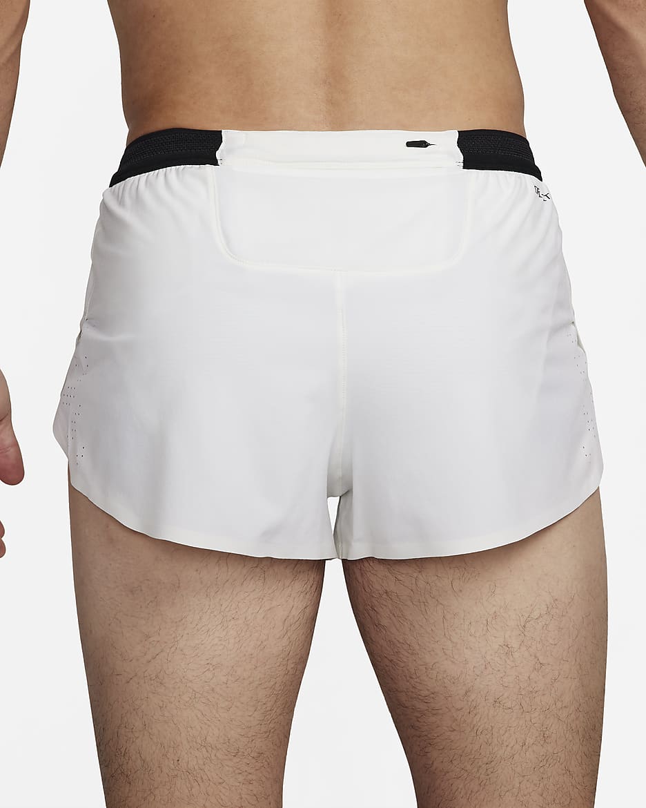 Shorts de correr Dri-FIT ADV de 5 cm con forro de ropa interior para hombre Nike AeroSwift - Blanco cumbre/Negro