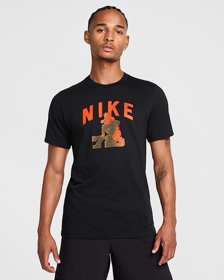 Nike Men's Fitness T-Shirt - Black