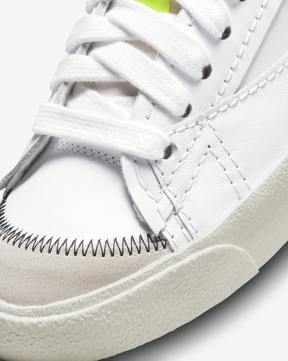 Chaussure Nike Blazer Low '77 Jumbo pour Femme - Blanc/Blanc/Sail/Noir