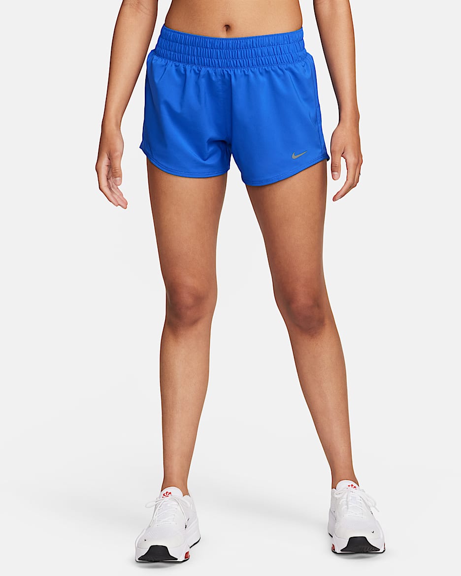 Shorts con forro de ropa interior Dri-FIT de tiro medio de 8 cm para mujer Nike One - Hiperroyal
