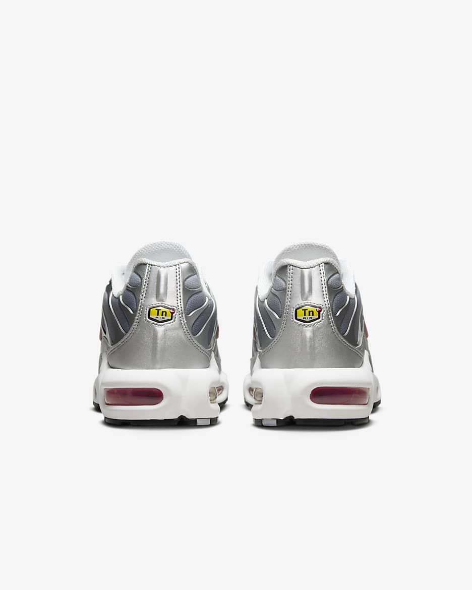 Nike Air Max Plus Women's Shoes - Metallic Silver/Cool Grey/Wolf Grey/University Red