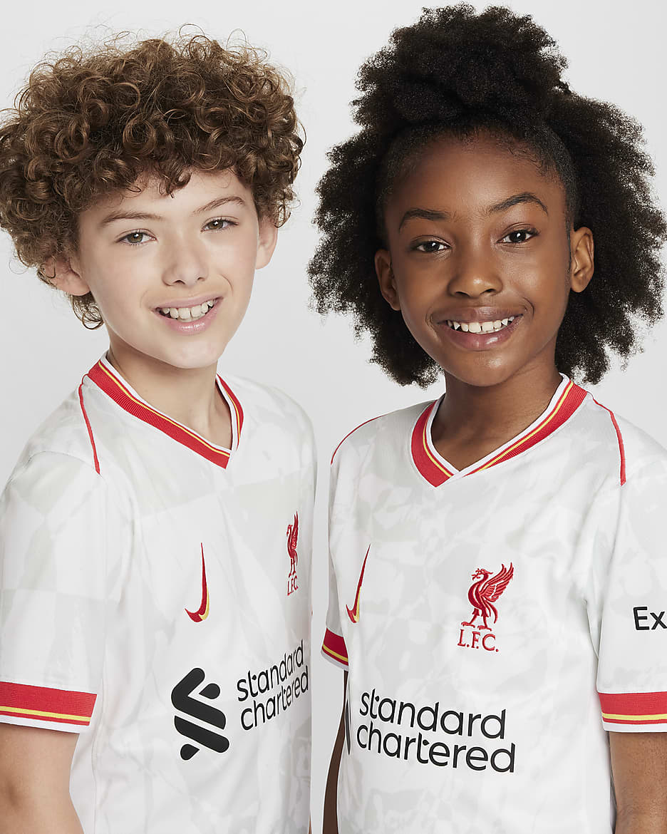 FC Liverpool 2024/25 Stadium Third Nike Replika-Fußballtrikot mit Dri-FIT-Technologie (ältere Kinder) - Weiß/Pure Platinum/Schwarz/Global Red