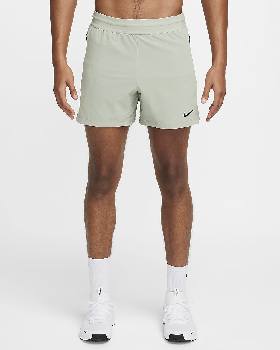 short nike flex