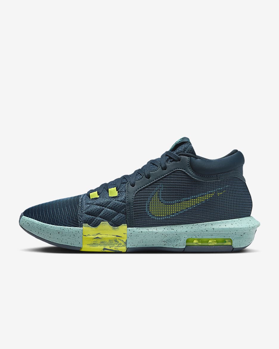 Scarpa da basket LeBron Witness 8 - Armory Navy/Green Frost/Bicoastal/Cyber