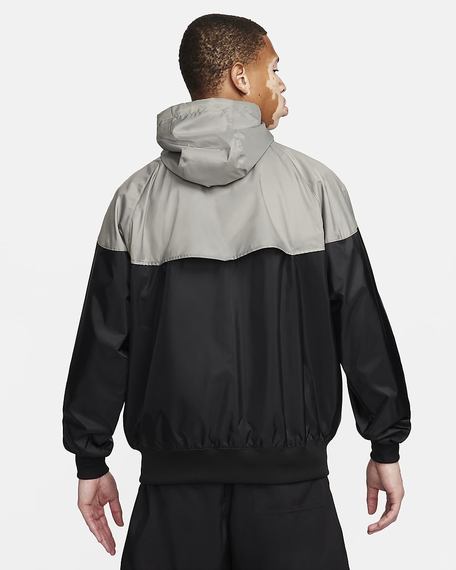 Huvjacka Nike Sportswear Windrunner för män - Svart/Dark Stucco/Saturn Gold