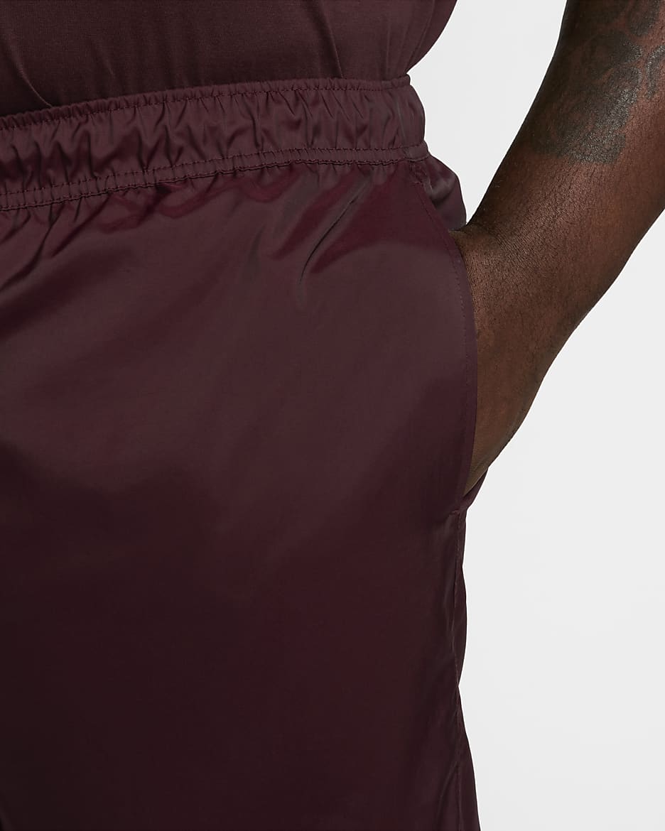 Nike Club Men's Woven Flow Shorts - Burgundy Crush/White