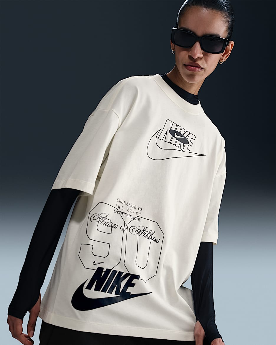 Nike Sportswear Women's Oversized T-Shirt - Sail