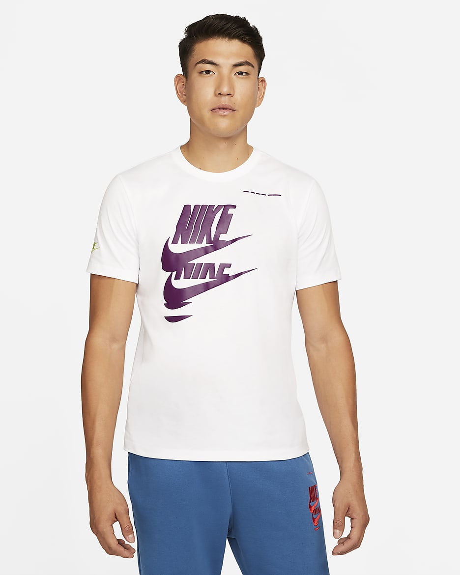 Nike Sportswear Sport Essentials+ Men's T-Shirt - White/Sangria