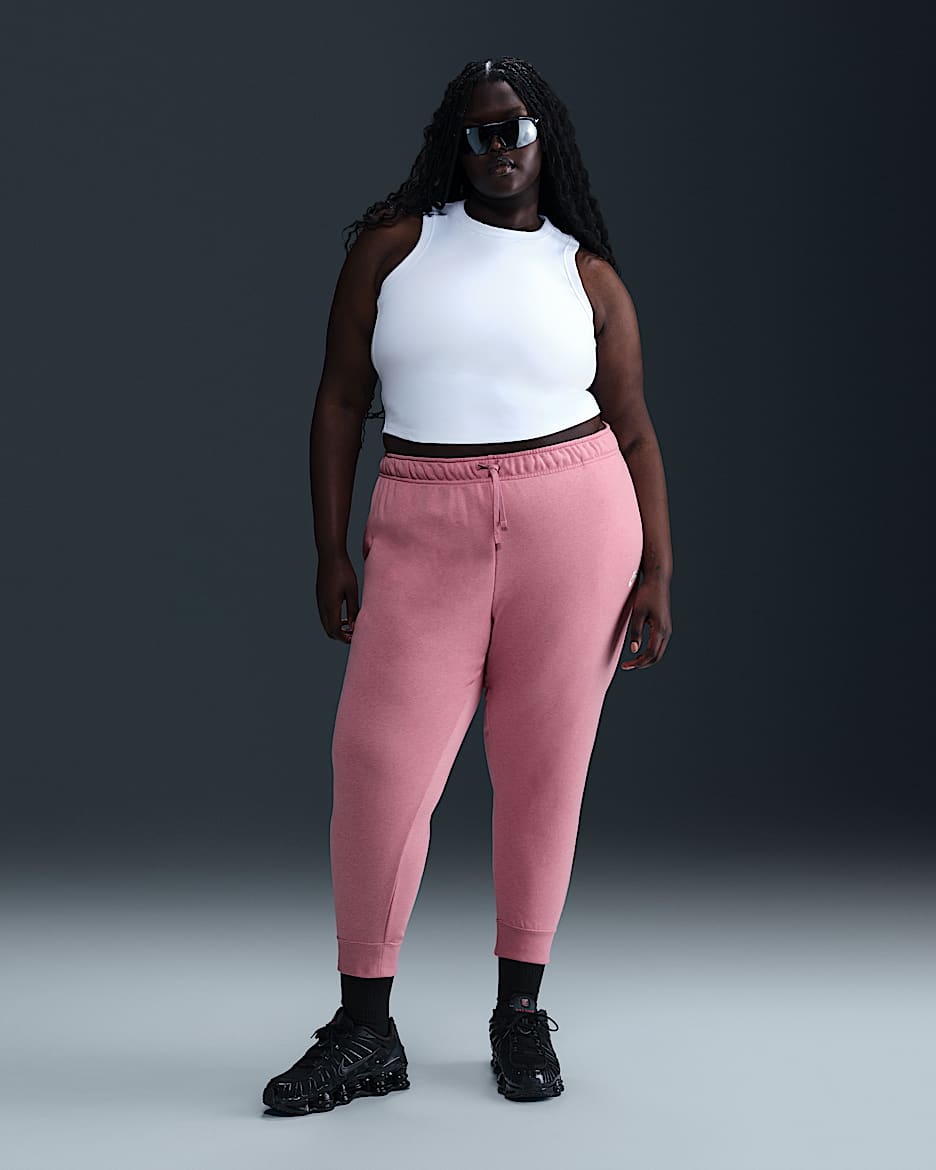 Joggers de tiro medio para mujer Nike Sportswear Club Fleece (talla grande) - Rosa elemental/Jaspeado/Blanco