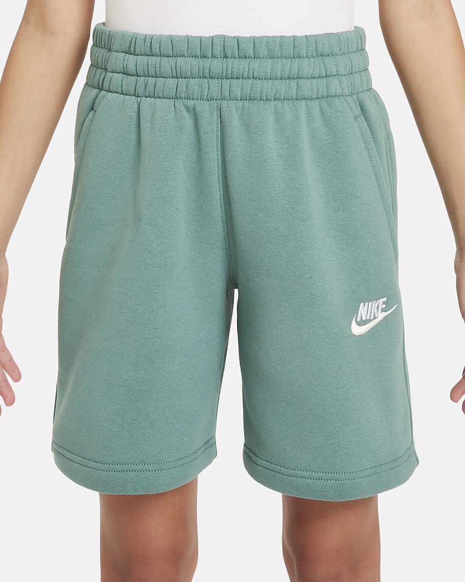 Dres ze spodenkami dla dużych dzieci Nike Sportswear Club Fleece - Bicoastal/Bicoastal/Sea Glass/Biel