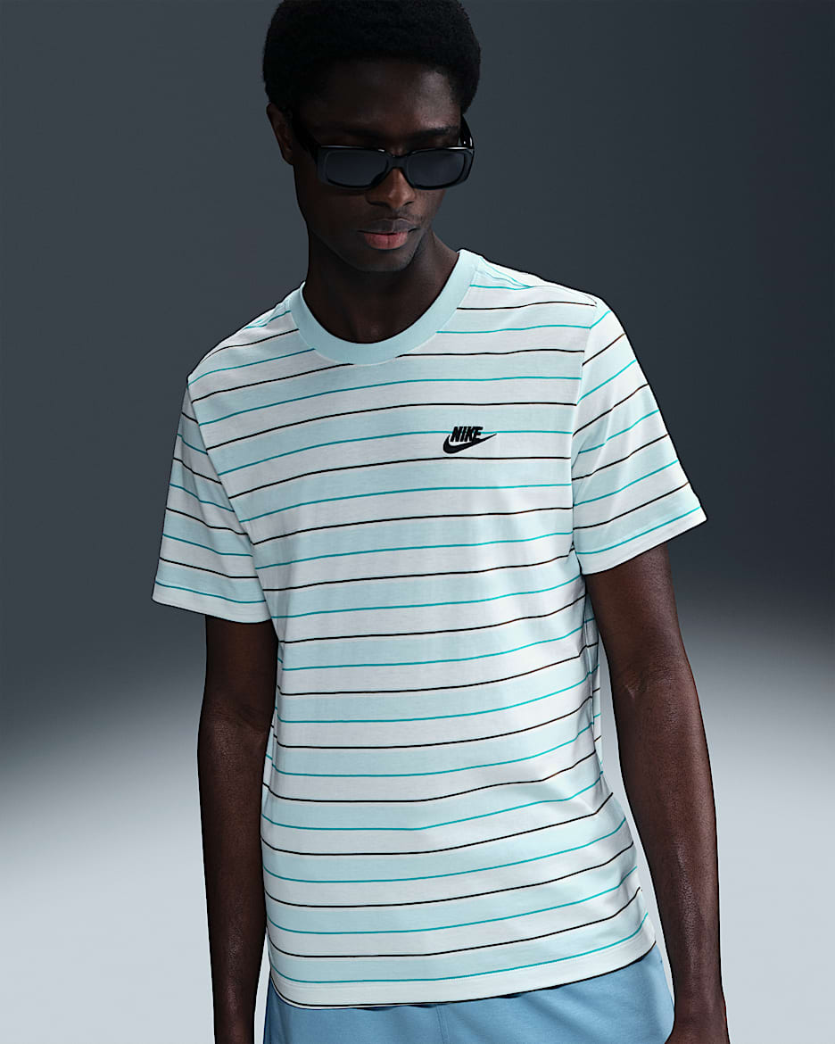 Nike Club Men's T-Shirt - Glacier Blue/Black