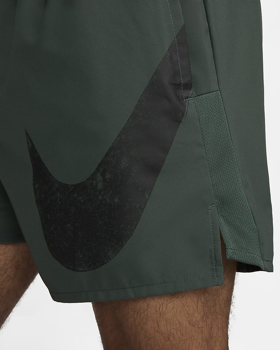 Nike Challenger Swoosh Men's 12.5cm (approx.) Dri-FIT Running Shorts - Vintage Green/Vintage Green/Black/Black