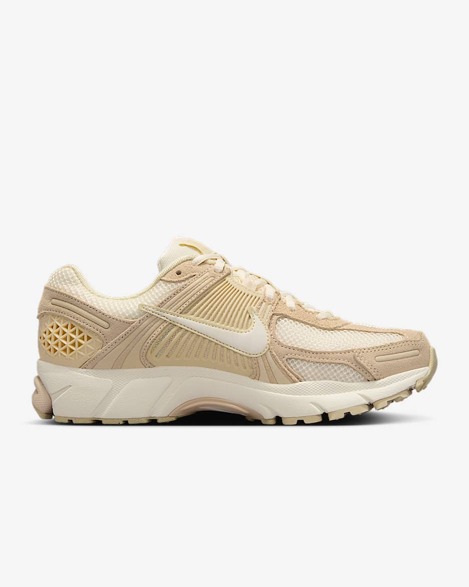 Nike Zoom Vomero 5 Women's Shoe