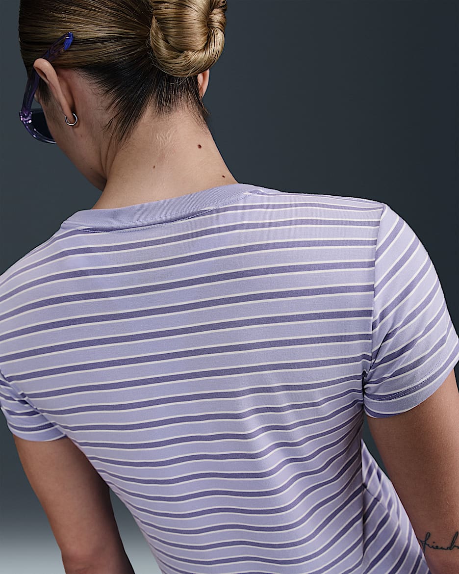 Nike Sportswear Chill Knit Women's Slim Striped T-Shirt