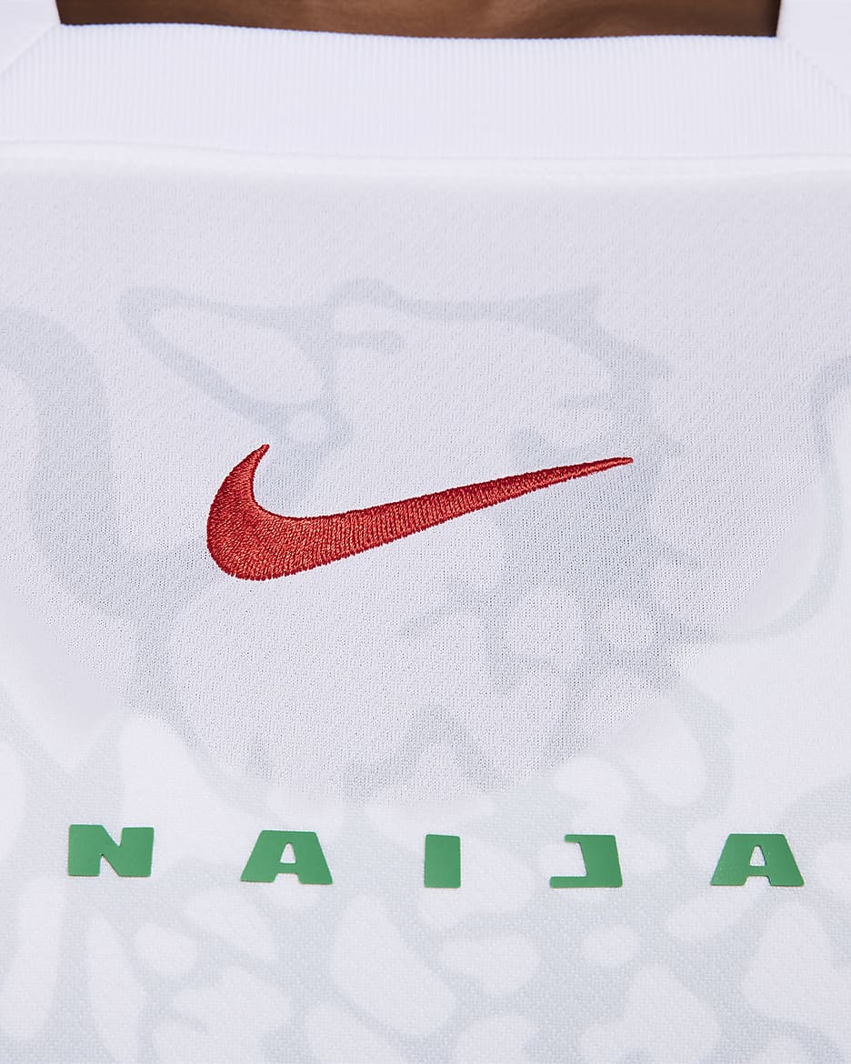 Dámská replika domácího fotbalového dresu Nike Dri-FIT Nigérie (ženský tým) Stadium 2024/25 - Bílá/Lucky Green/Challenge Red