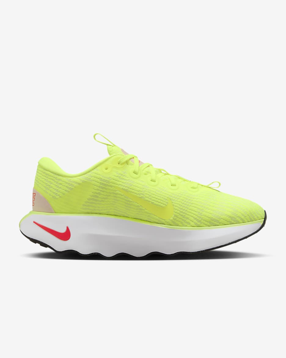 Tenis de caminata para mujer Nike Motiva - Volt/Espuma rosa/Volt/Volt