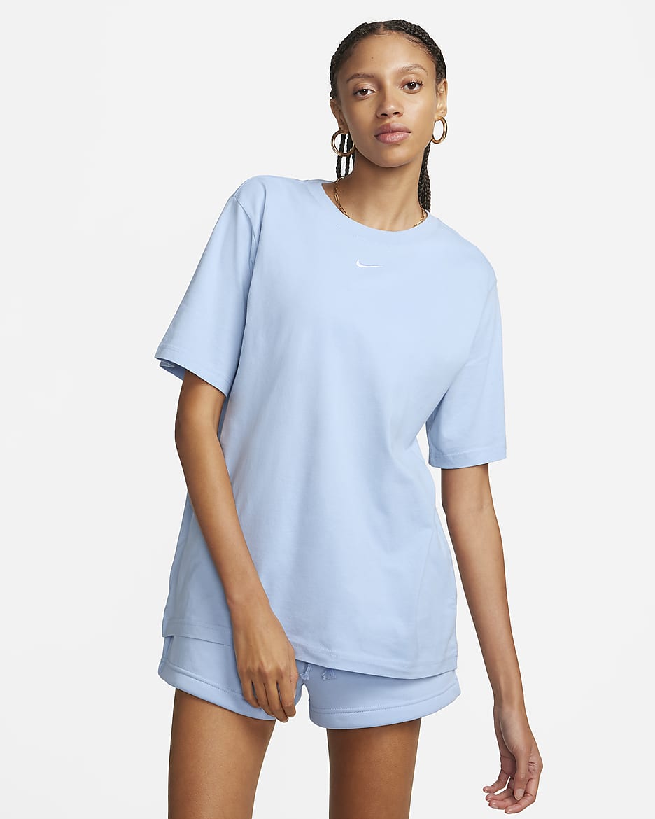 Playera para mujer Nike Sportswear Essential - Azul militar claro/Blanco